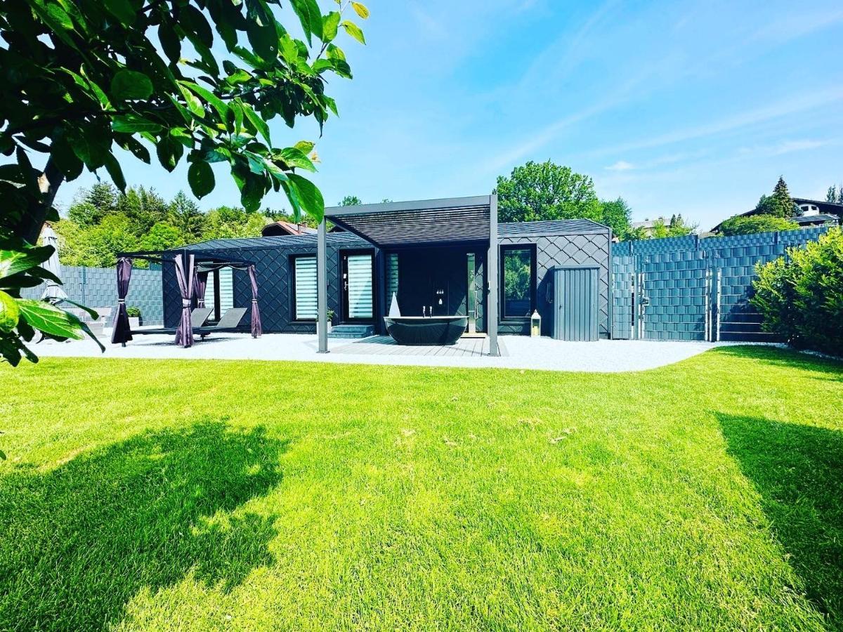 Voralpen Lodge - Ferienhaus Mit Gym & Wellnessbereich Traisen Buitenkant foto